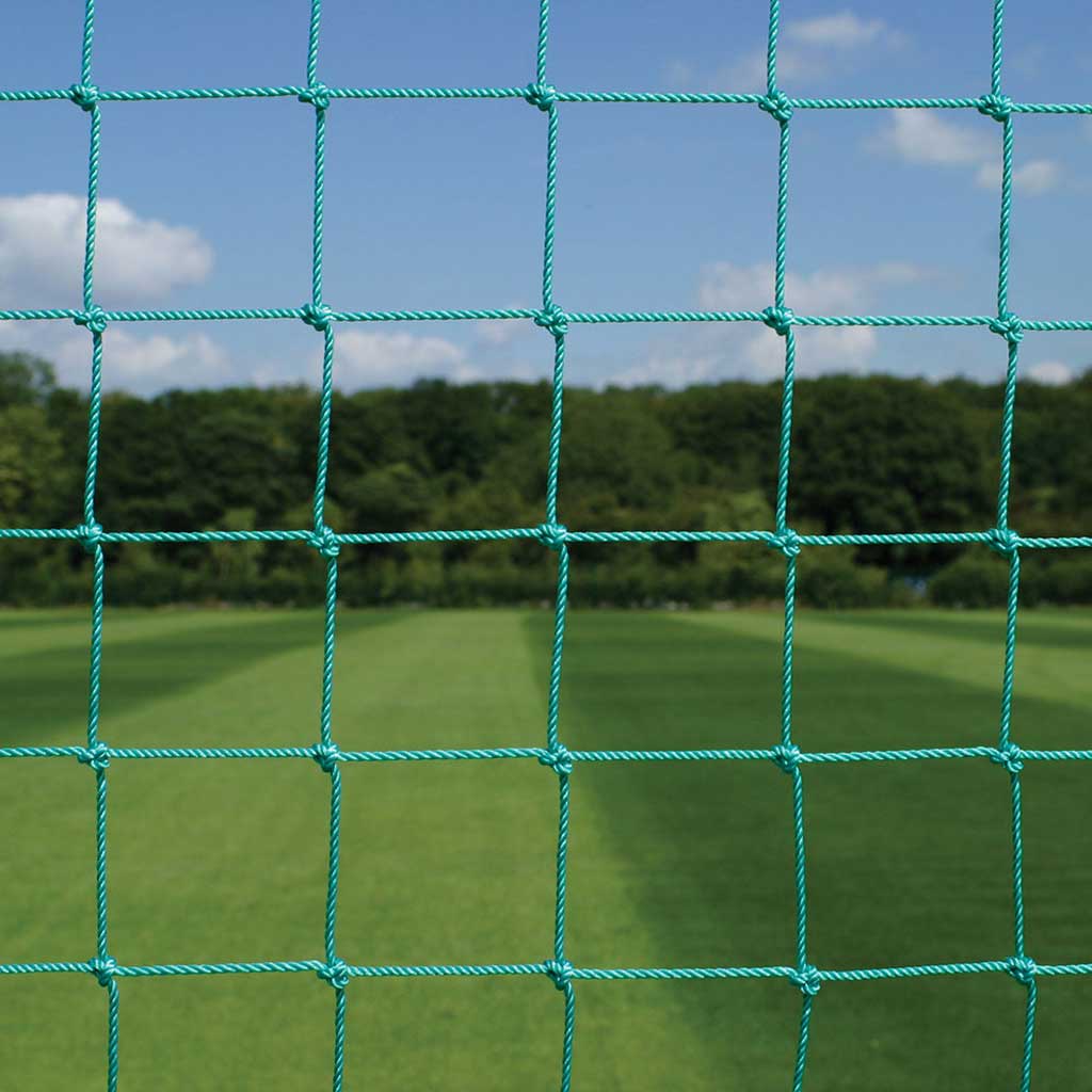 green netting on cage